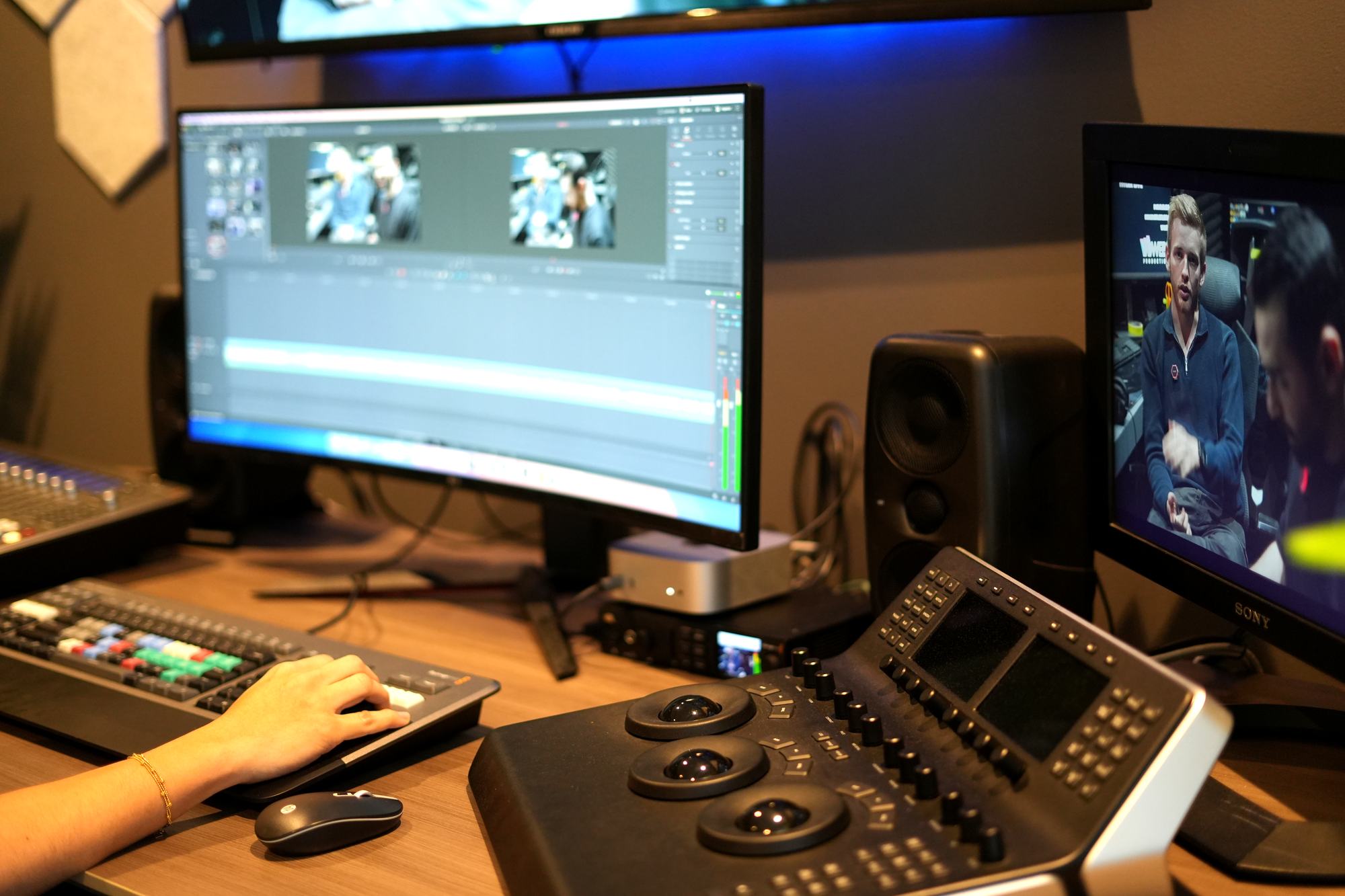 Close on the grading panel at MCX with Resolve on screen